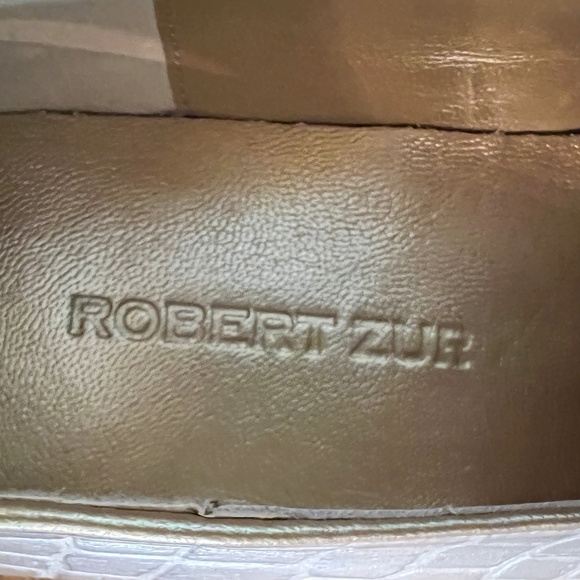 Robert Zur Soft Gold Crocodile Embossed Glove Loafer with Square Toe in Size 12 - Picture 10 of 11